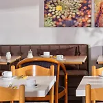 Mark Apart Hotel